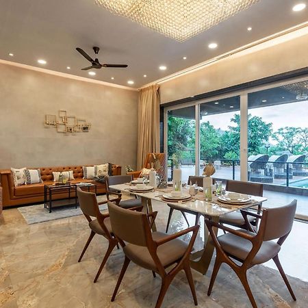 Stayvista At La Nirvana With Pool, Music Speaker & Indoor-Outdoor Game Lonavla Exterior foto